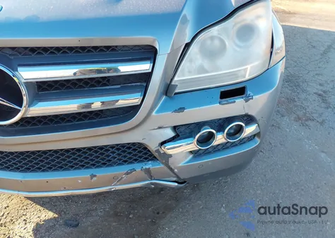 2010 Mercedes-Benz Gl 450 4Matic z USA, uszkodzony, nr VIN 4JGBF7BE1AA611123